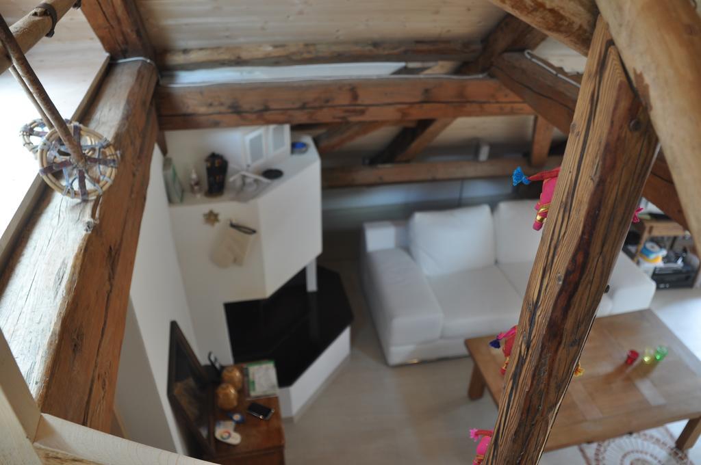 Attika Wohnung 7546 Ardez Szoba fotó